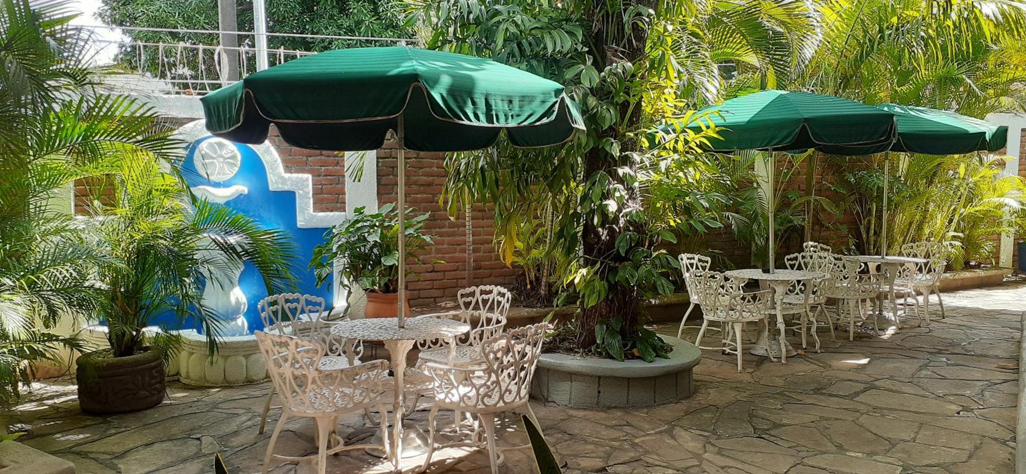 Hotel El Almendro Managua Esterno foto